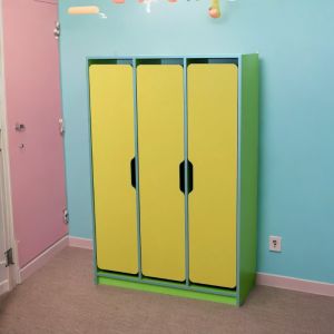 Vestiar „TripleColor”